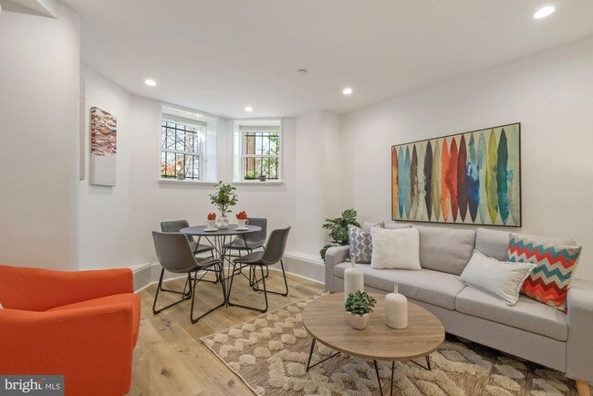 Building Photo - 1979 Biltmore St NW