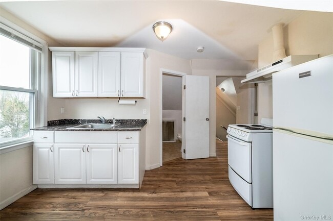 Building Photo - 538 Jefferson Ave