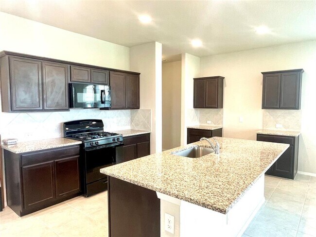 Building Photo - 6701 Wolf Pack Dr
