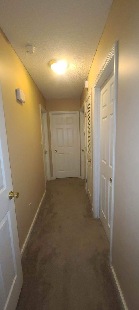 Building Photo - 3835 Cross Creek Trail