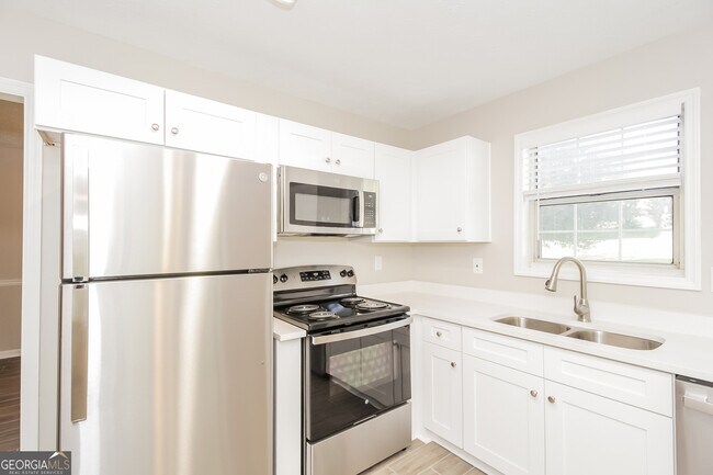 Building Photo - 2685 Springside Ct