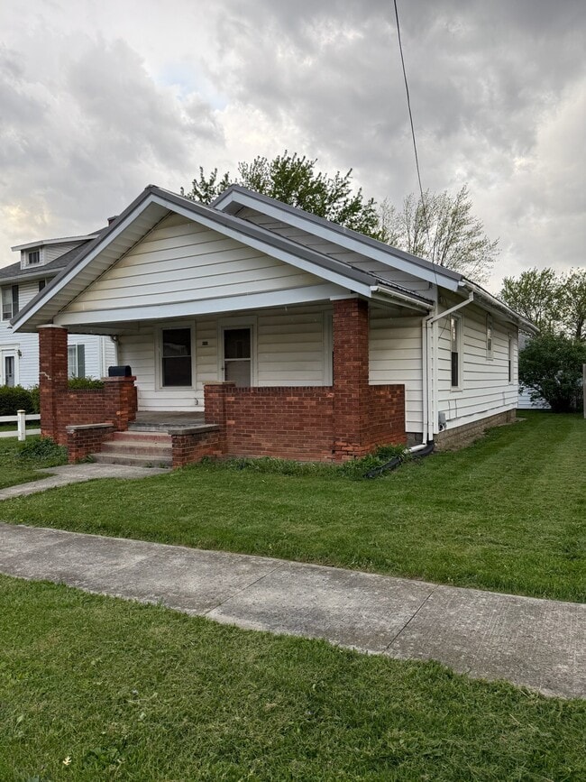 Building Photo - 918 Leland Ave