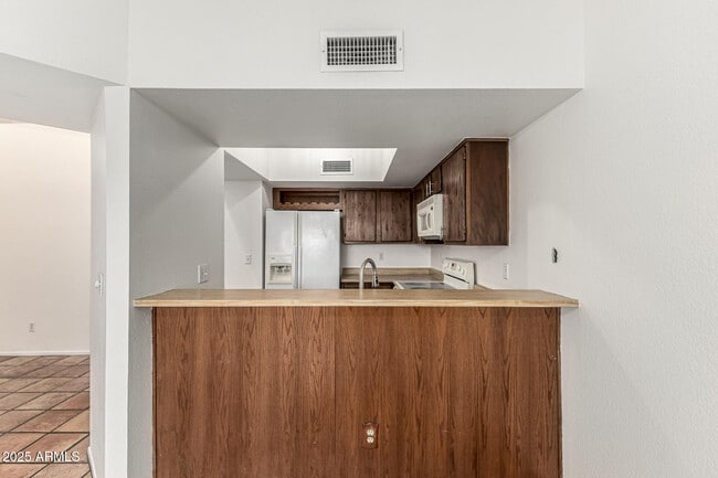 Building Photo - 14002 N 49th Ave