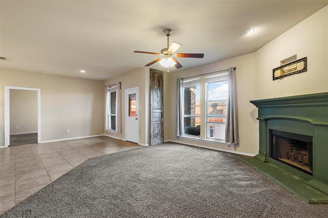 Building Photo - 1216 Vaughna Dr