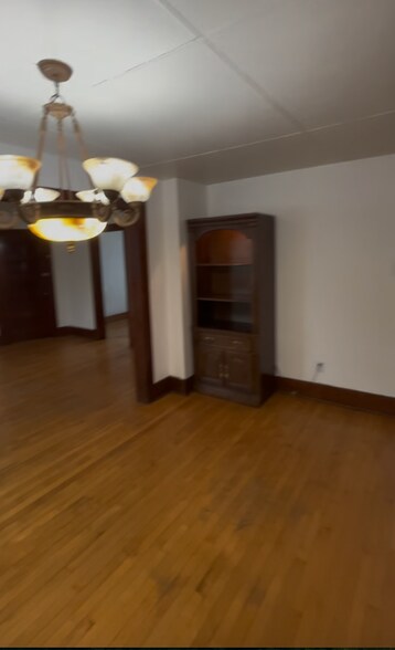 Building Photo - 510 Mather St