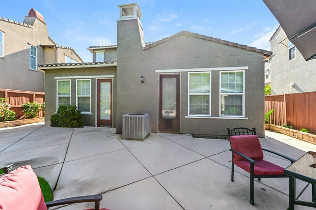 Building Photo - 1168 Breakaway Dr