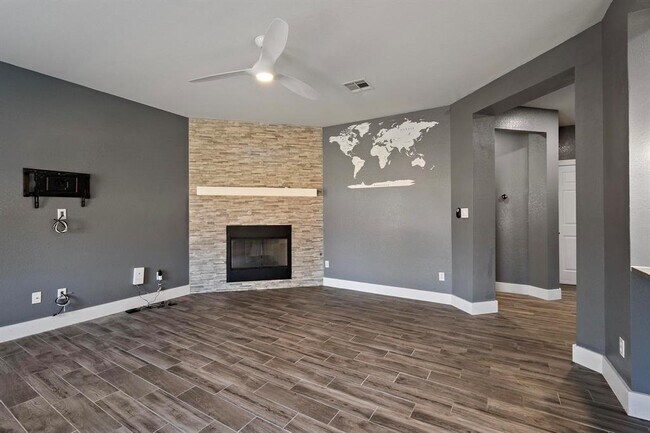 Building Photo - 11416 Flushwing Dr