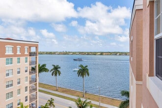 Building Photo - 1801 N Flagler Dr