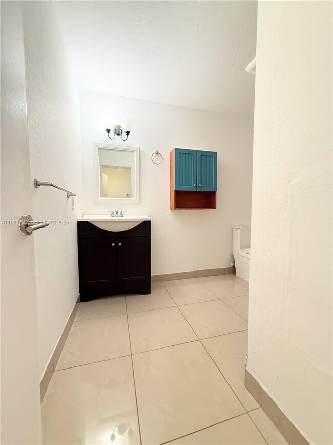 Building Photo - 2950 Griffin Rd