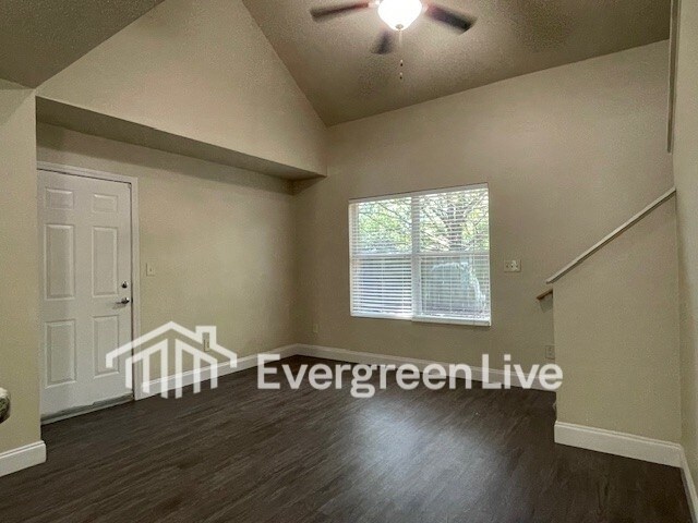 Building Photo - 105 Barnsbury Ct