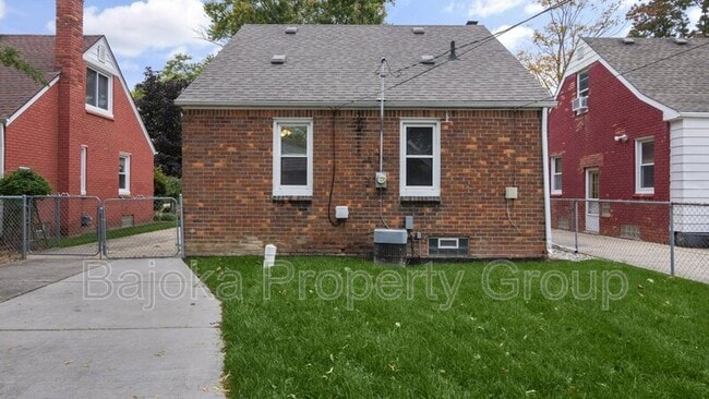 Building Photo - 1163 17th St