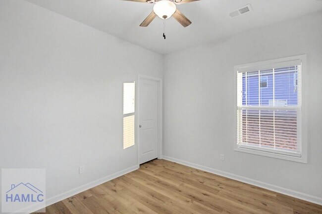 Building Photo - 68 Blueberry Ct NE