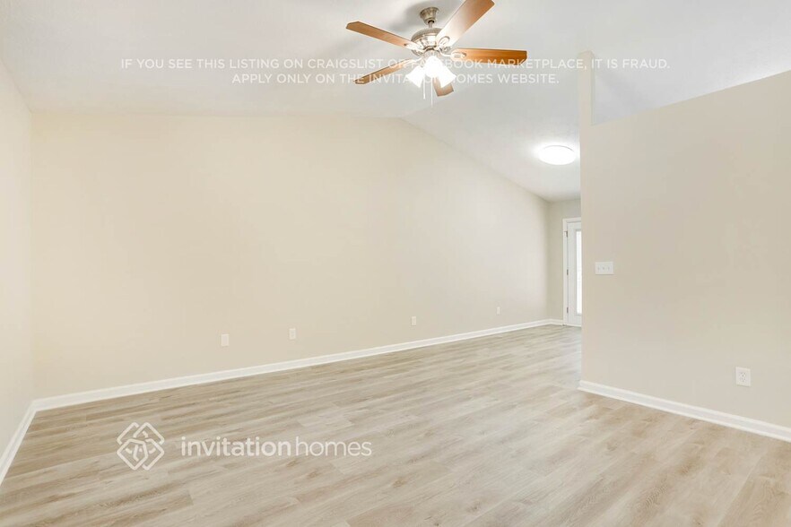 Building Photo - 5539 Petite Ct