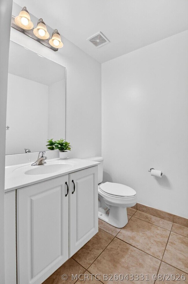 Building Photo - 7662 Spatterdock Dr