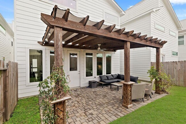 Building Photo - 5415 Robusto Pl