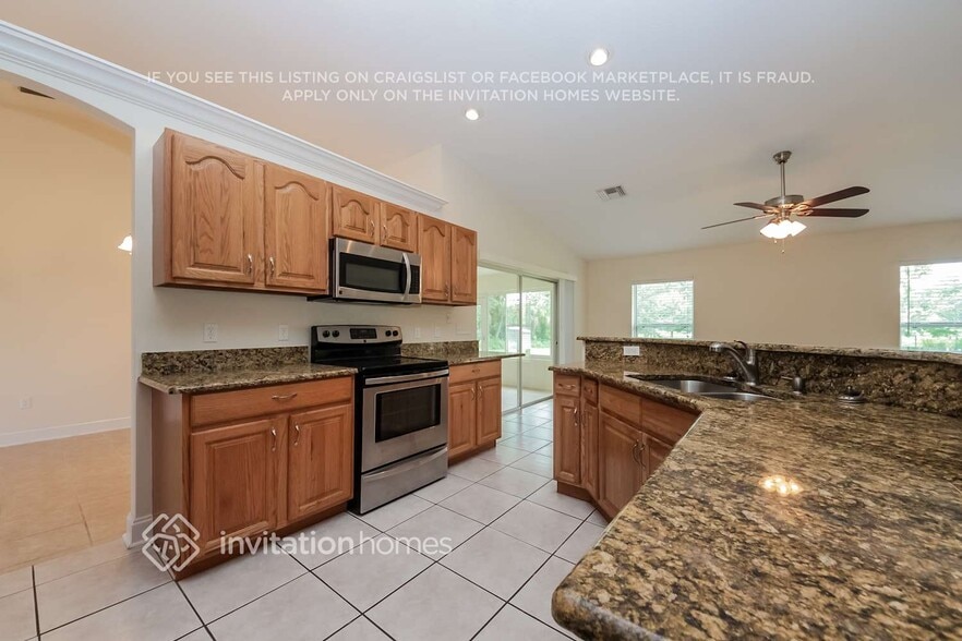 Building Photo - 4380 Hartville Ave