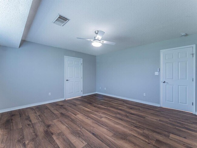 Building Photo - 2406 Dijon Dr