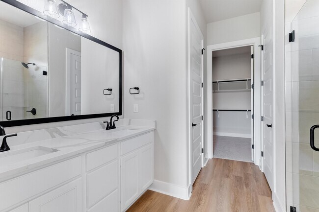 Building Photo - 1259 Pecan Valley Dr