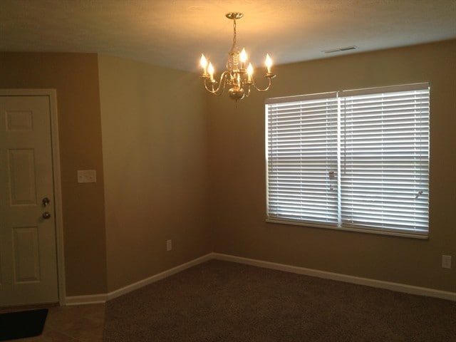 Building Photo - 10827 Tanbark Dr