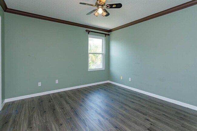 Building Photo - 13932 Florigold Dr