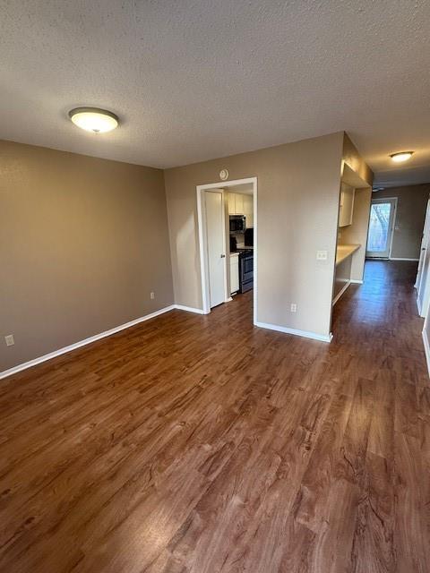 Building Photo - 782 N Storer Ave