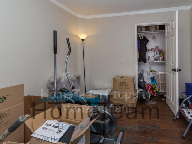 Building Photo - 1246 Balboa Cir
