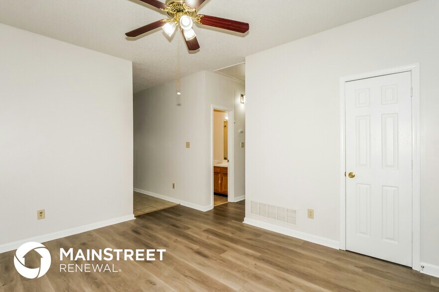 Building Photo - 4028 Long Creek Rd