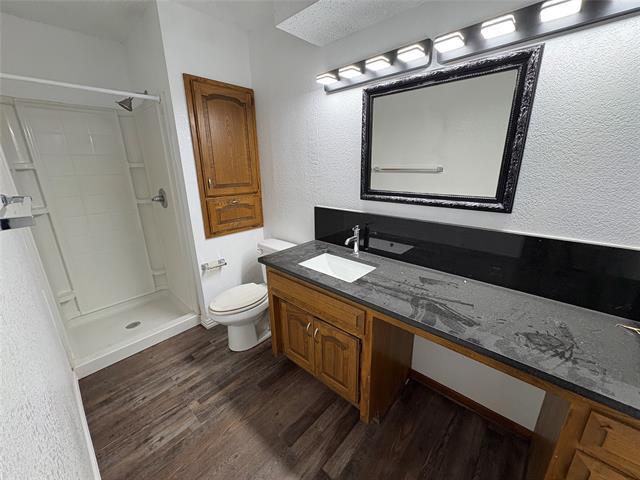 Building Photo - 8111 Llano Ave