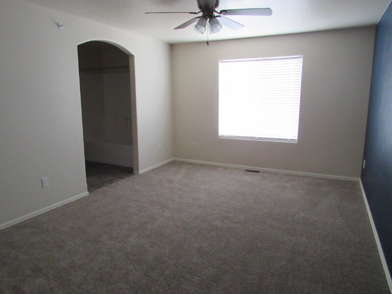 Building Photo - 3118 Wilde Dr