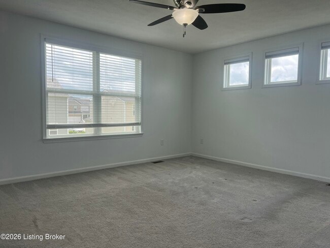 Building Photo - 5057 Tealwood Dr