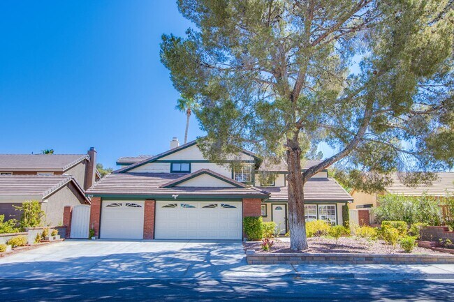 Primary Photo - Spacious, Stylish, and Fully Furnished – L...