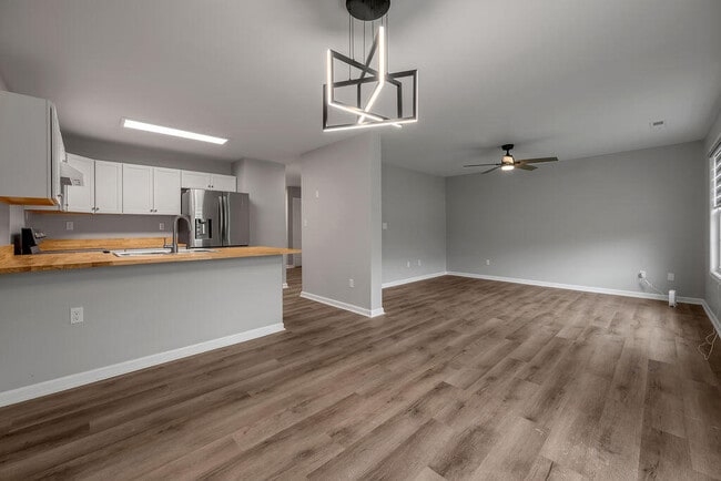 Building Photo - 242 Elkhorn Meadows Dr