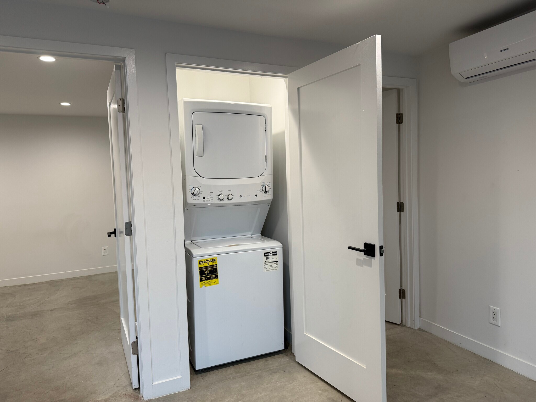 Building Photo - 3311 Gassen Pl