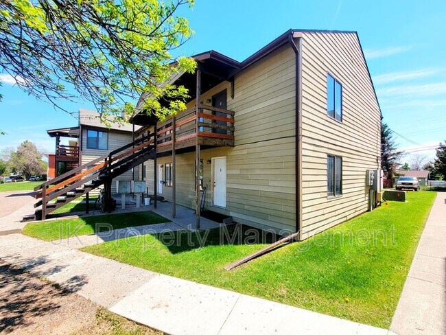 Building Photo - 3516 11th Ave S