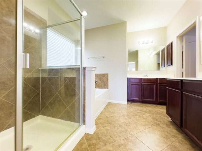 Building Photo - 9935 Blissfull Valley Ln