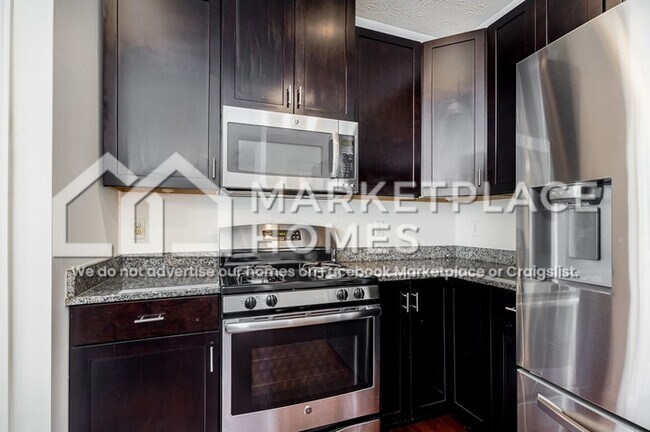 Building Photo - 3426 Hidden Falls Ct