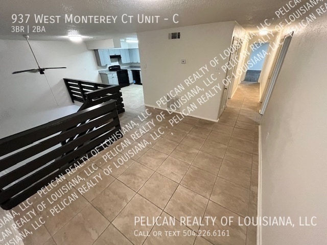 Building Photo - 937 Monterey Ct W