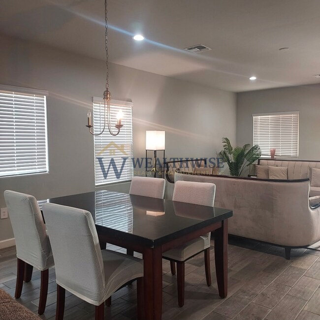 Building Photo - 8839 Baja Fairy Dr