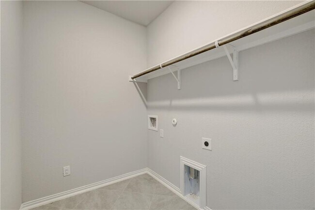 Building Photo - 1165 Leadtree Loop