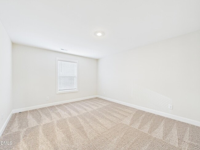 Building Photo - 110 Symmetry Lp