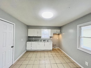 Building Photo - 5744A N 65th St