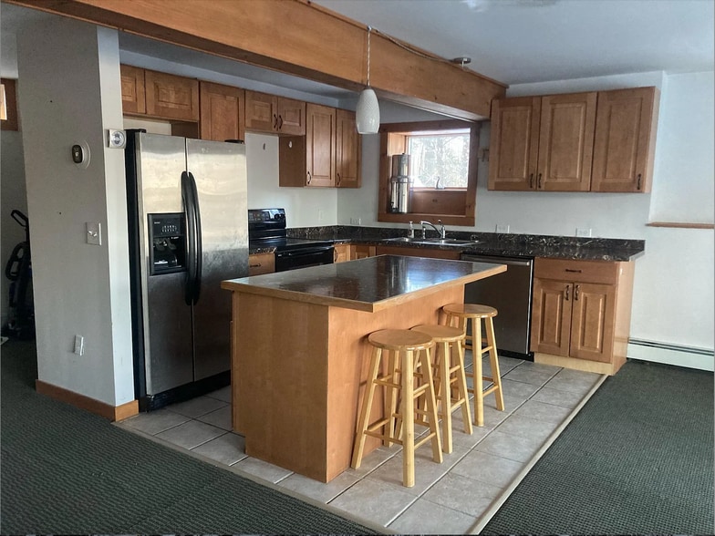 Building Photo - 612 Sylvan Park Rd