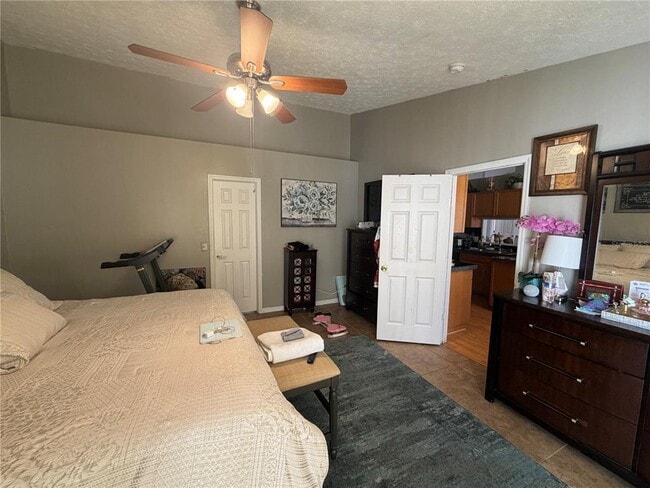 Building Photo - 11232 Andy Dr