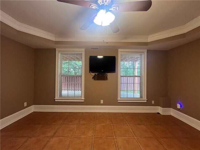 Building Photo - 1435 Flagler Ct SW