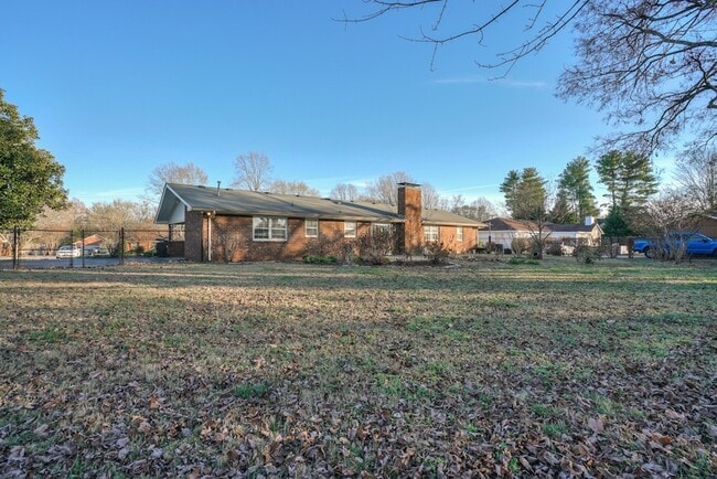 Building Photo - 2519 Morgan Rd