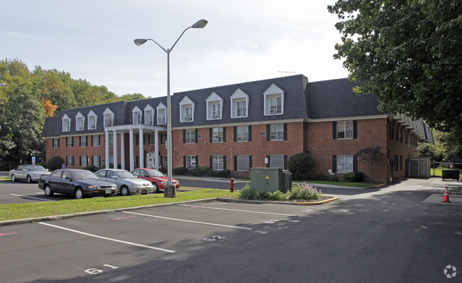 Building Photo - Maplewood Senior Citizens Apartments