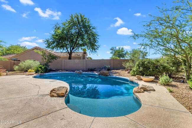 Building Photo - 4302 E Mossman Rd