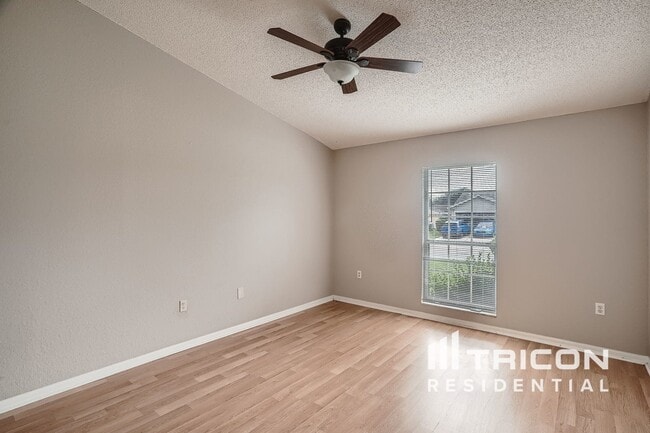 Building Photo - 7672 Habersham Dr