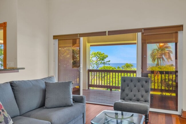 Building Photo - Launiupoko Long-Term Rental – Panoramic Views & Central A/C