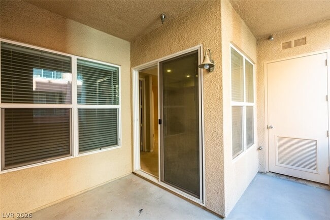 Building Photo - 50 E Serene Ave